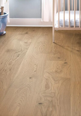 Wood flooring oak nature Woodura honey oak sample - links to information page